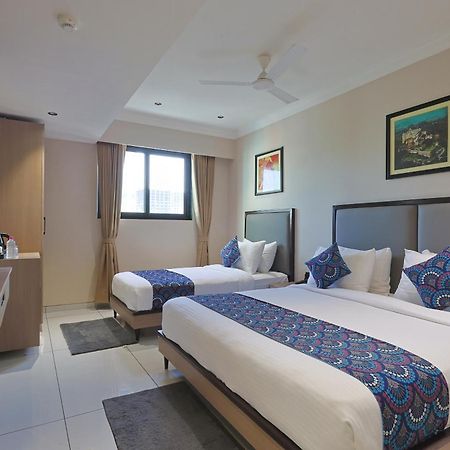 Hotel Royal Town Ahmedabad Extérieur photo