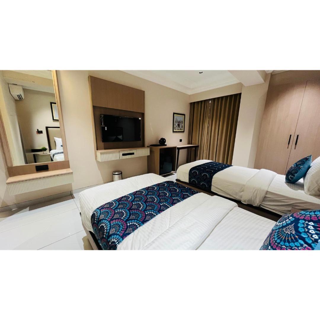 Hotel Royal Town Ahmedabad Extérieur photo