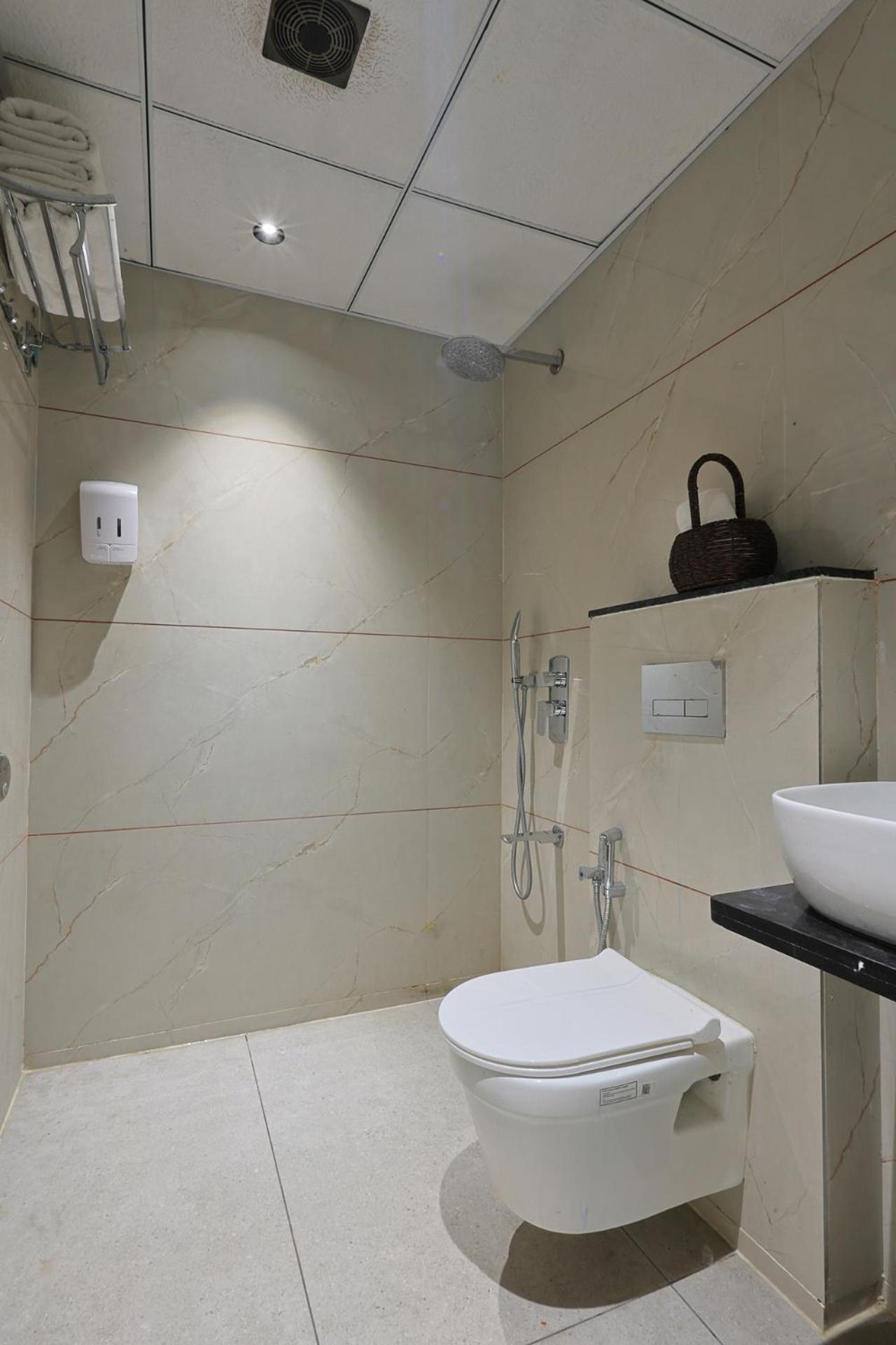 Hotel Royal Town Ahmedabad Extérieur photo