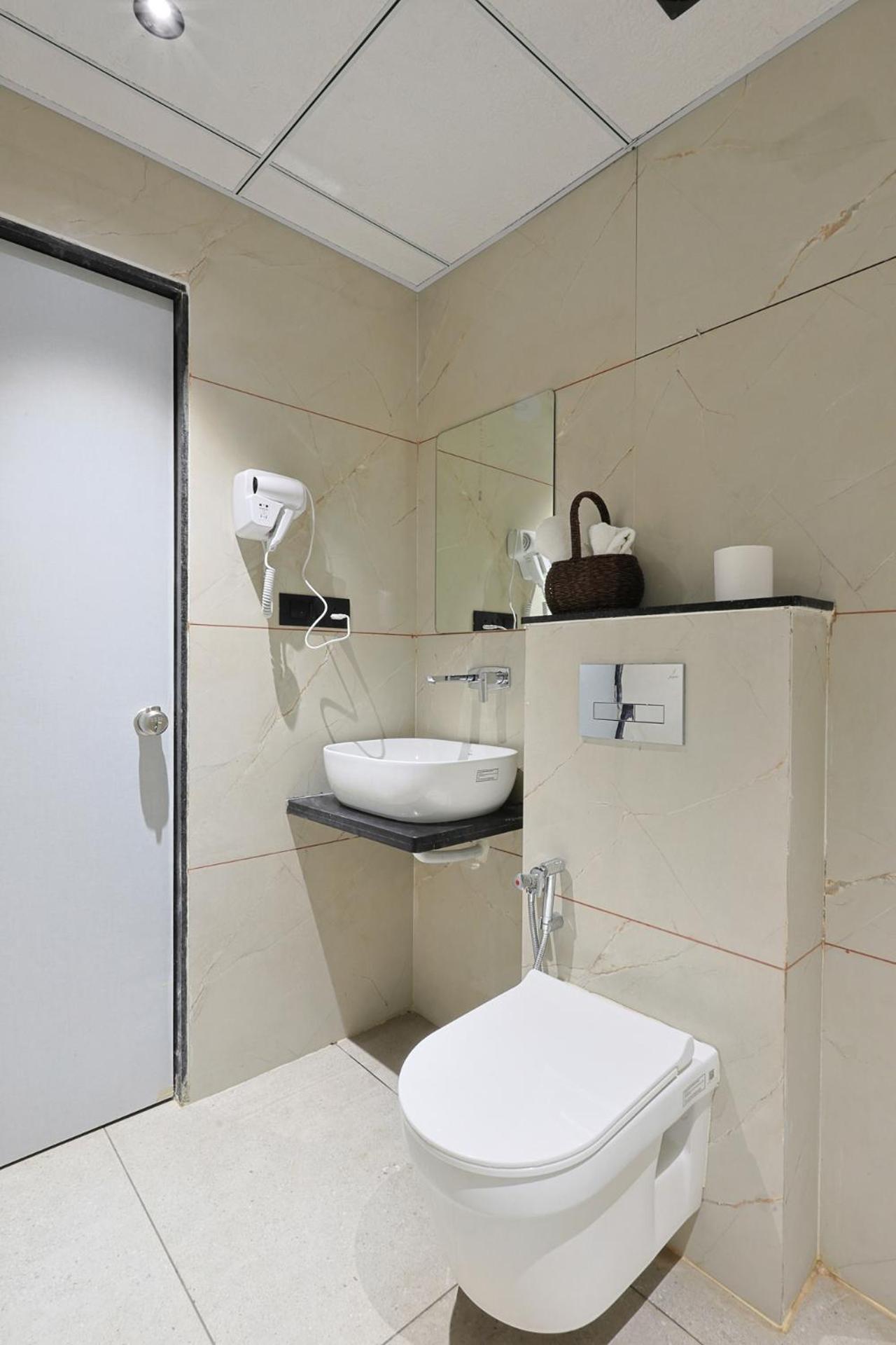 Hotel Royal Town Ahmedabad Extérieur photo